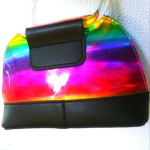 Multi swirl hand tote